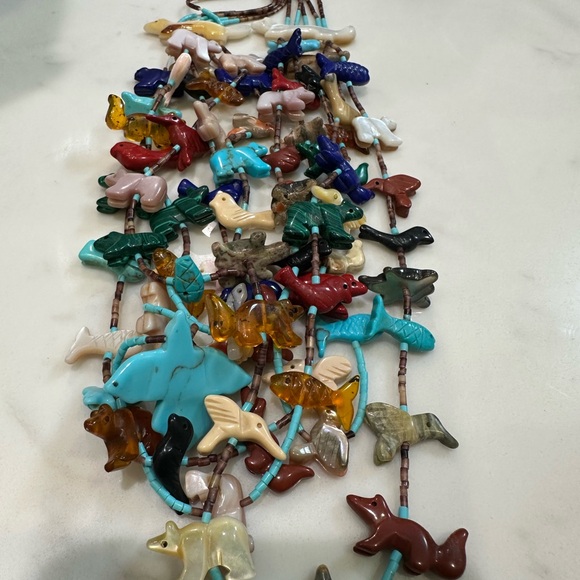Vintage handmade Zuni fetish Colorful Animal Beaded Necklace